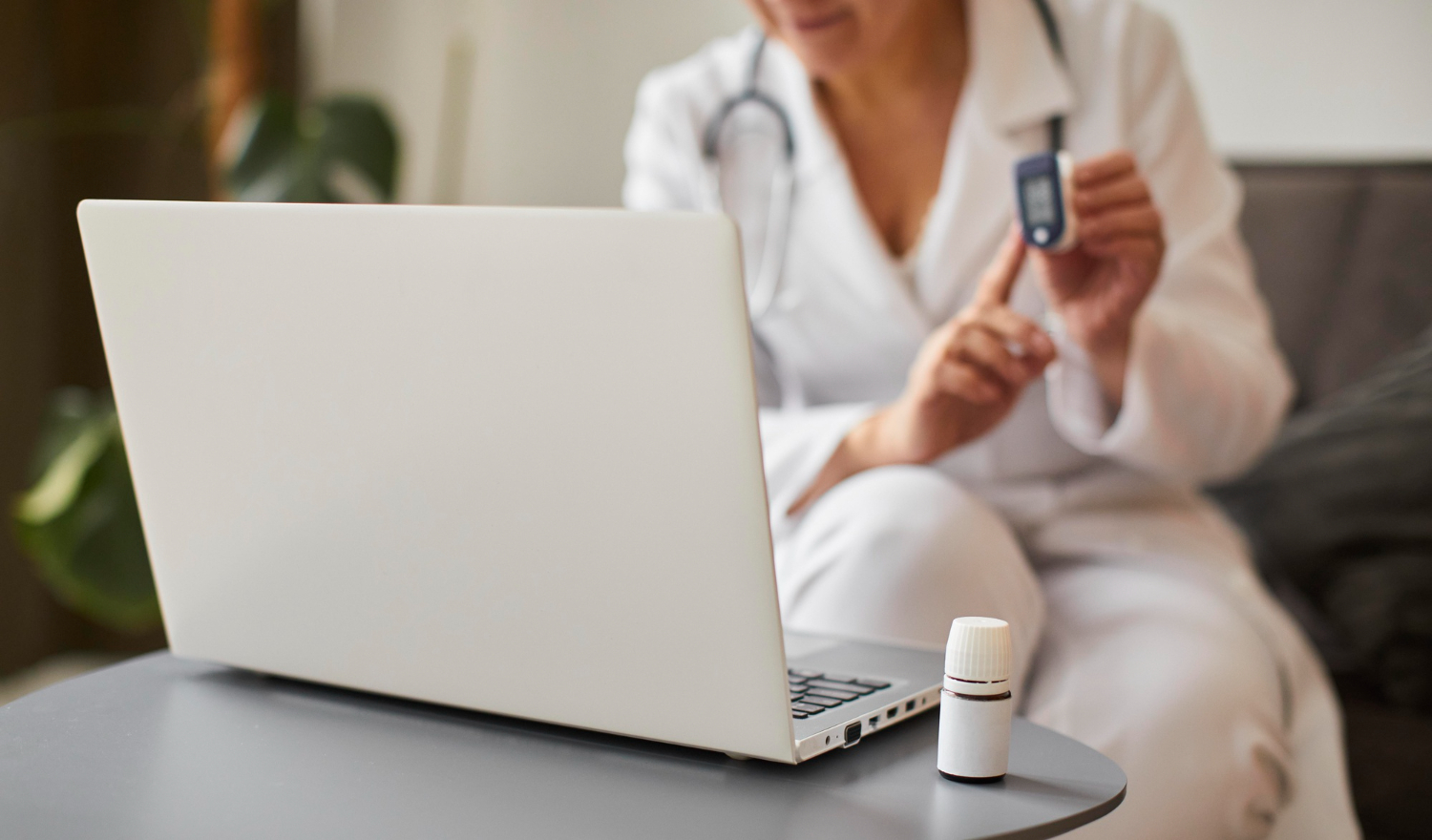e-Health กับการเข้าถึงบริการสุขภาพอย่างเท่าเทียม: ก้าวข้ามข้อจำกัดทางภูมิศาสตร์และสังคม